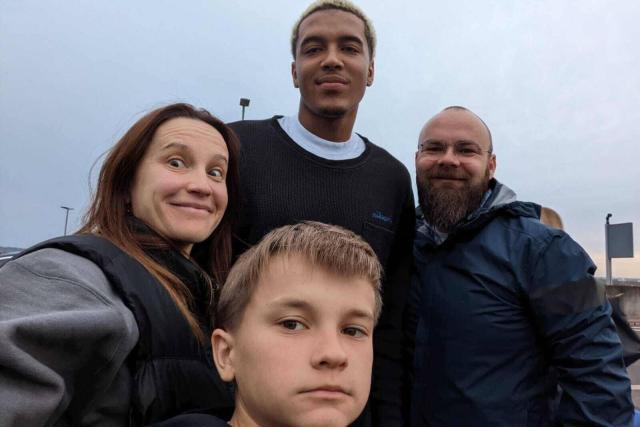 云开体育官网-流浪少年研究李小龙哲学 他是马刺重建重要拼图